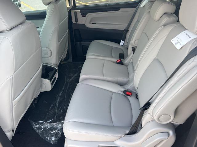 new 2026 Honda Odyssey car, priced at $42,988