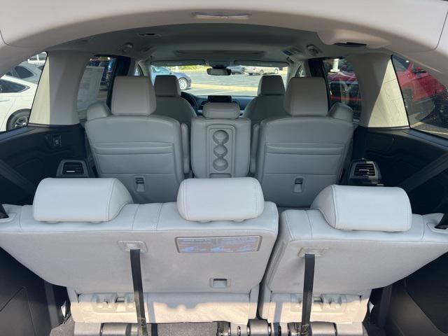 new 2026 Honda Odyssey car, priced at $42,988
