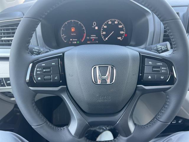 new 2026 Honda Odyssey car, priced at $42,988