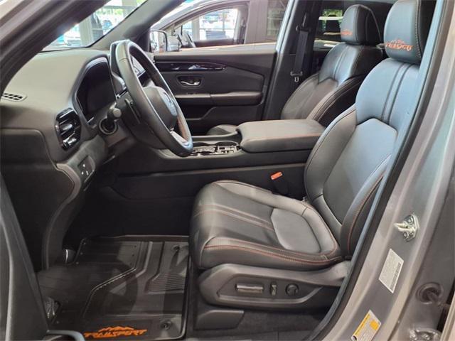 used 2025 Honda Pilot car, priced at $47,980