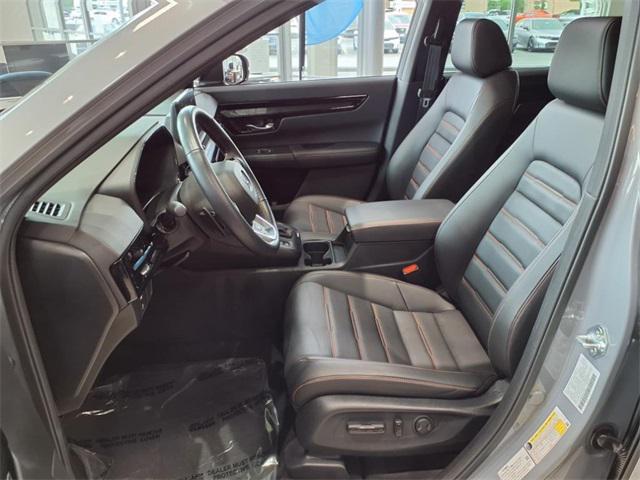 used 2025 Honda CR-V Hybrid car, priced at $41,980