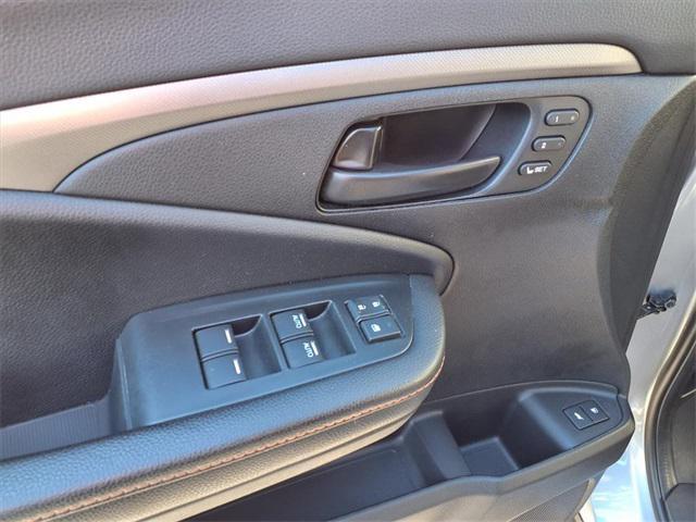 used 2022 Honda Pilot car, priced at $30,980