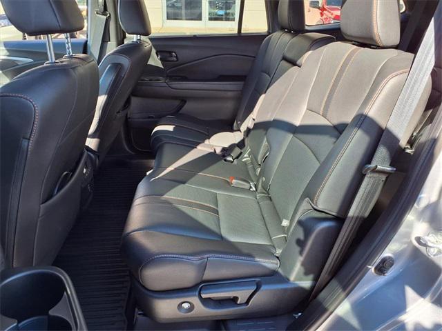 used 2022 Honda Pilot car, priced at $30,980