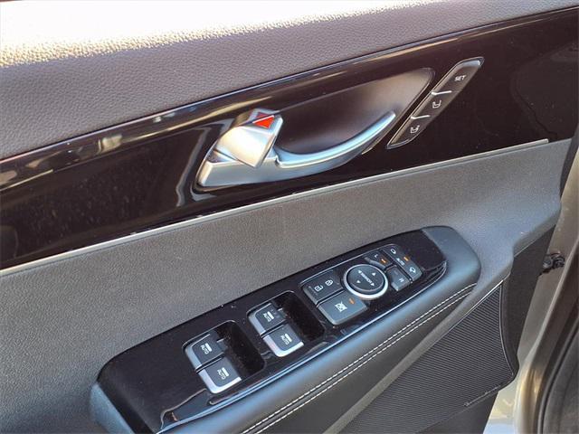 used 2019 Kia Sorento car, priced at $19,560