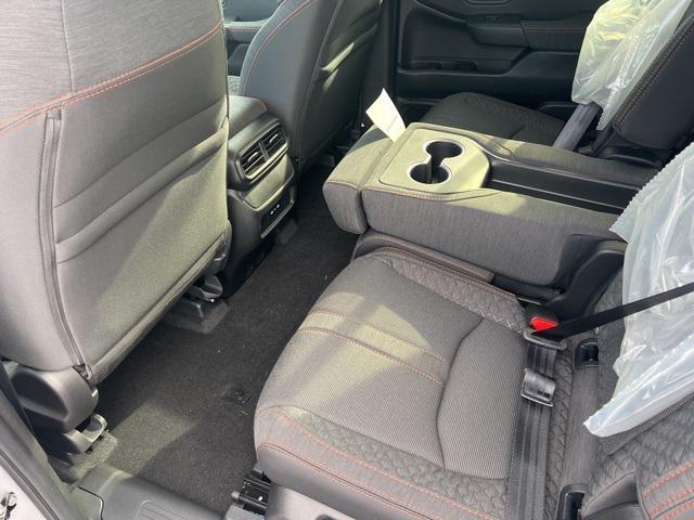 new 2025 Honda Pilot car