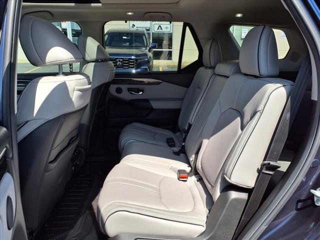 used 2025 Honda Pilot car, priced at $52,980