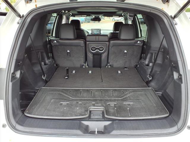 used 2025 Honda Pilot car, priced at $50,980