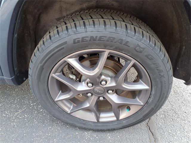 used 2021 Jeep Grand Cherokee car, priced at $27,980