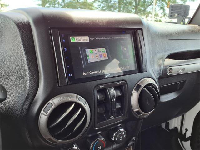 used 2015 Jeep Wrangler Unlimited car, priced at $19,980