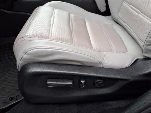 used 2022 Honda CR-V Hybrid car, priced at $30,980