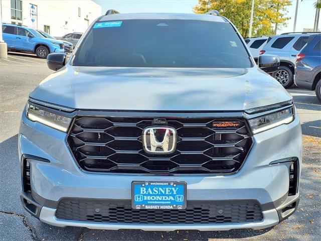 used 2025 Honda Pilot car, priced at $47,980