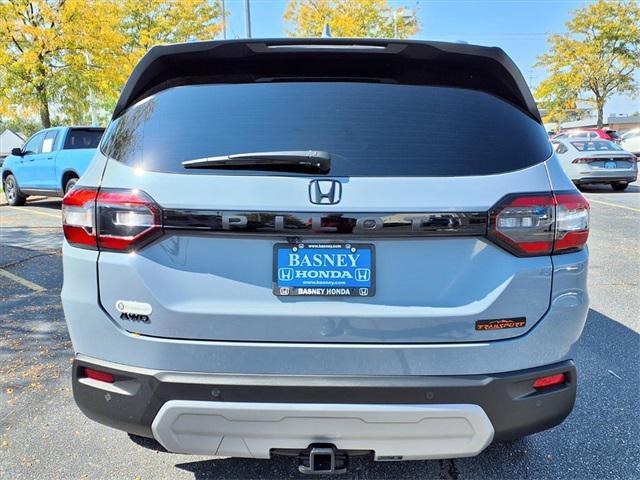 used 2025 Honda Pilot car, priced at $47,980
