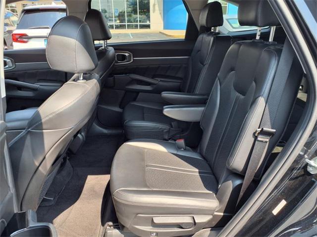 used 2022 Kia Sorento car, priced at $31,980
