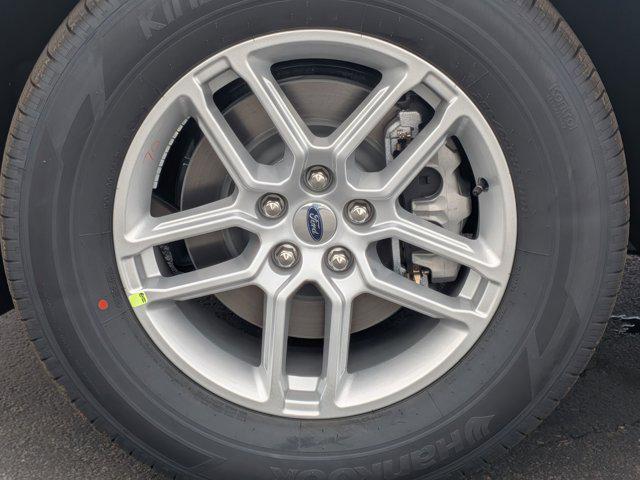 new 2025 Ford Explorer car, priced at $43,051