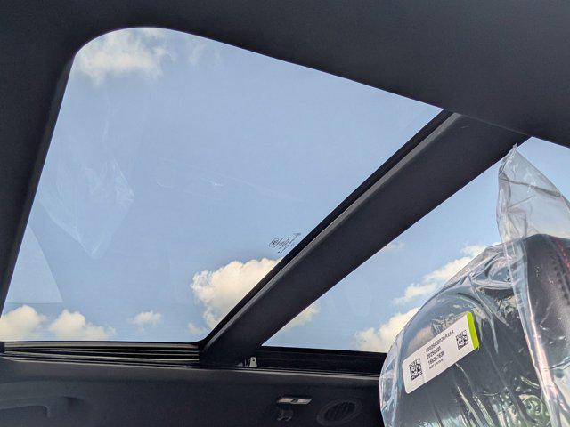 new 2025 Ford Explorer car, priced at $60,530