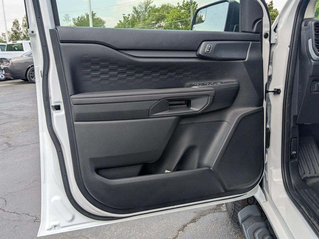 new 2025 Ford Ranger car, priced at $33,270