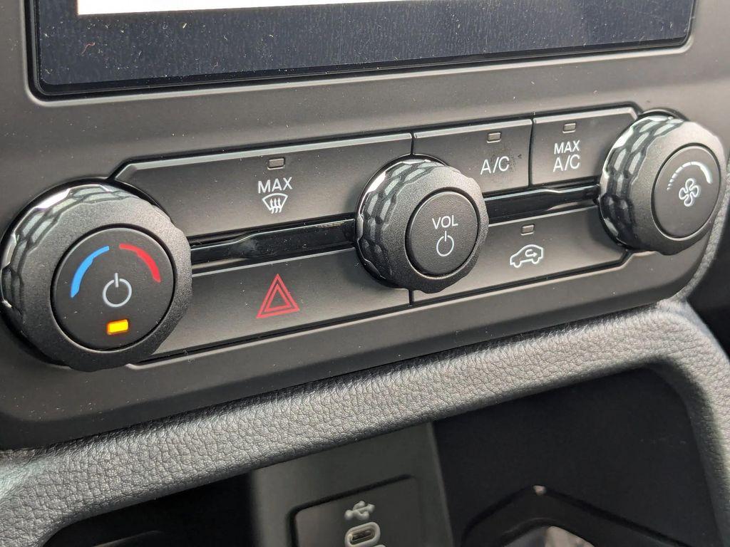 new 2025 Ford Ranger car, priced at $33,270