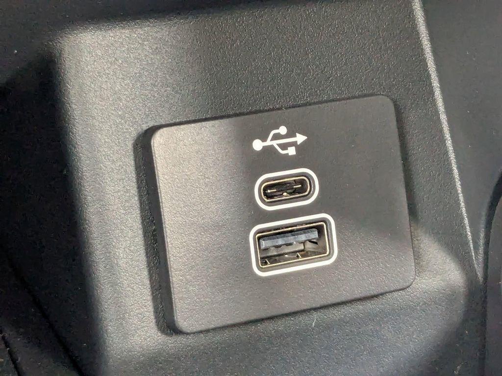 new 2025 Ford Ranger car, priced at $33,270