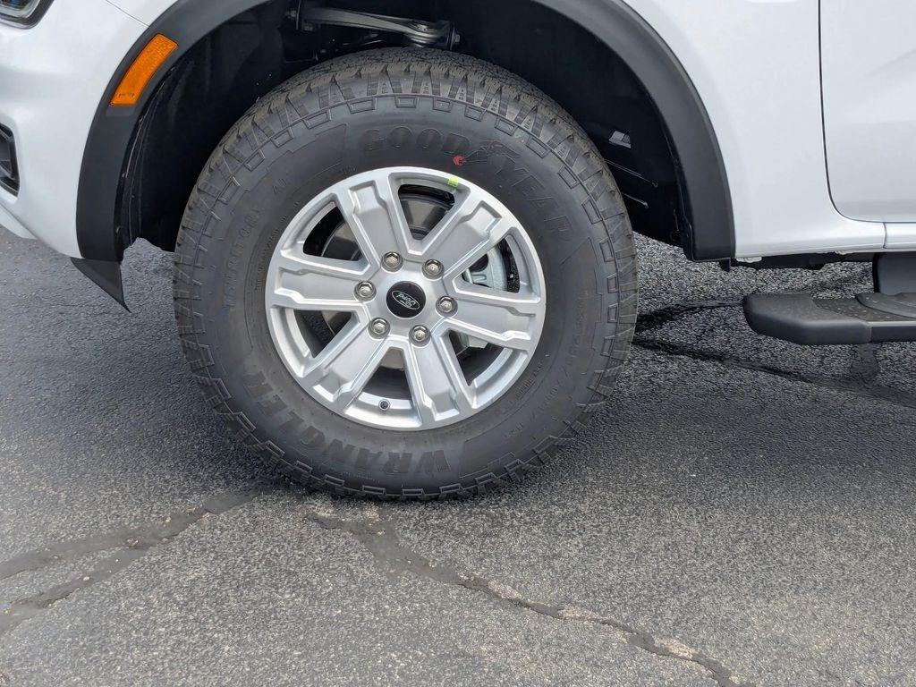 new 2025 Ford Ranger car, priced at $33,270