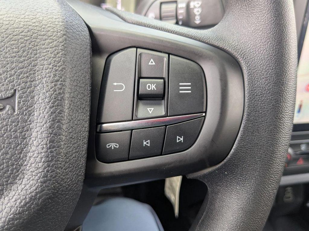 new 2025 Ford Ranger car, priced at $33,270