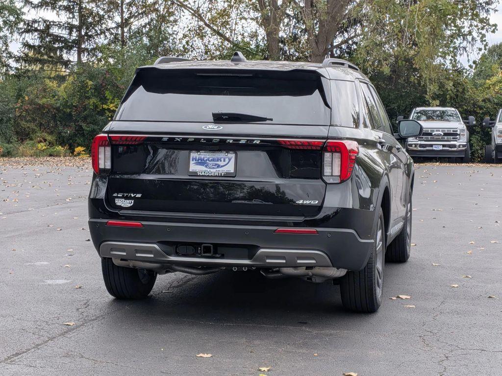 new 2025 Ford Explorer car, priced at $46,322