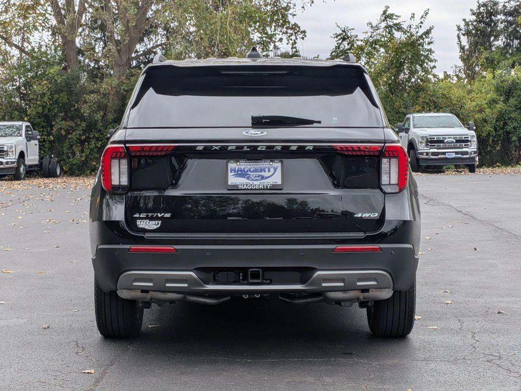 new 2025 Ford Explorer car, priced at $46,322