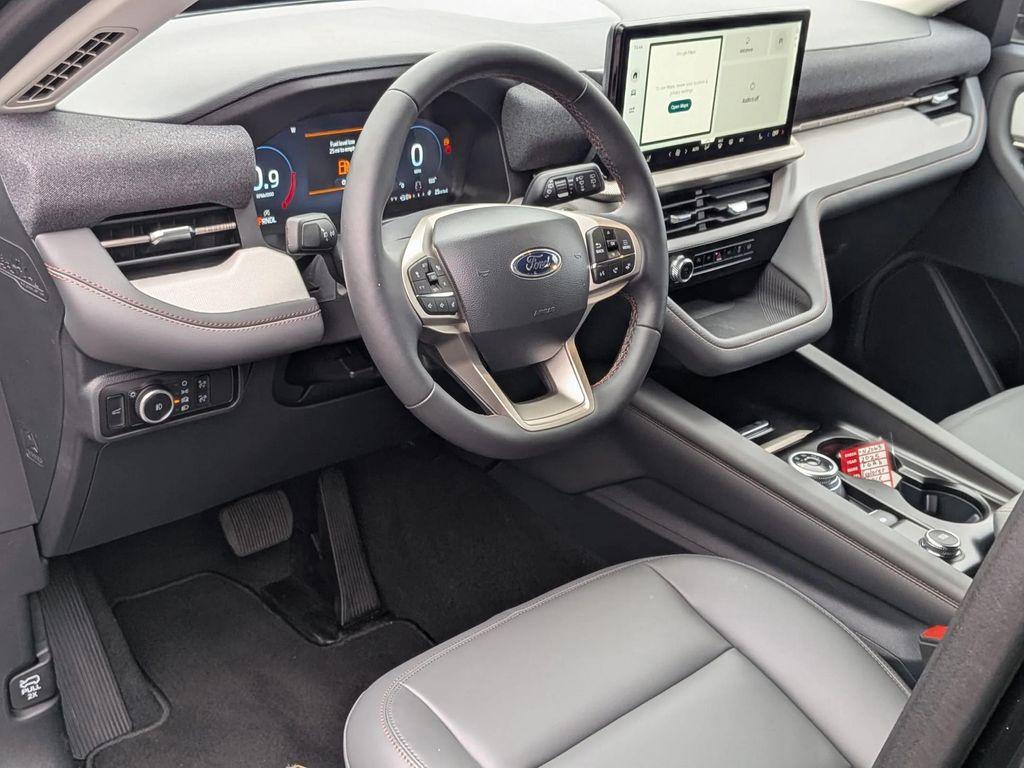new 2025 Ford Explorer car, priced at $46,322