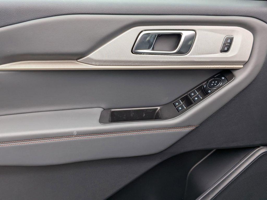 new 2025 Ford Explorer car, priced at $46,322