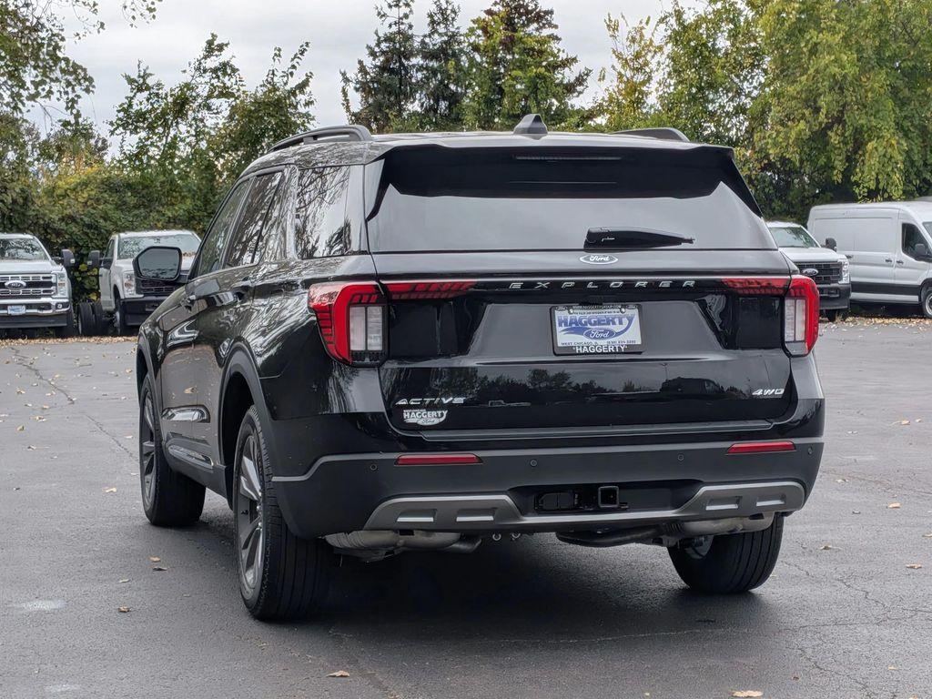 new 2025 Ford Explorer car, priced at $46,322