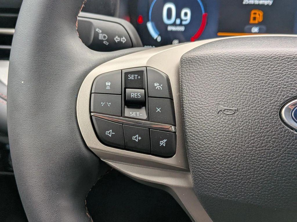 new 2025 Ford Explorer car, priced at $46,322