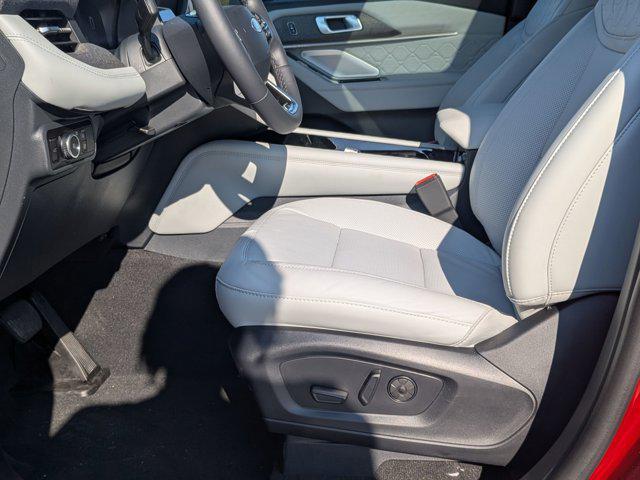 new 2025 Ford Explorer car, priced at $60,890