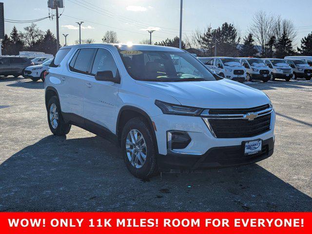 used 2022 Chevrolet Traverse car, priced at $28,495