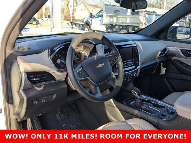 used 2022 Chevrolet Traverse car, priced at $28,495