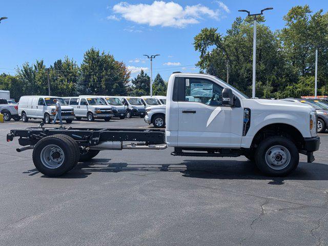 new 2025 Ford F-350 car, priced at $59,380