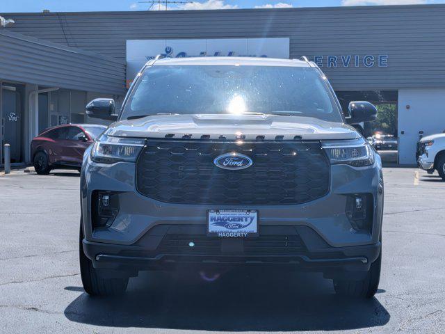 new 2025 Ford Explorer car, priced at $52,307