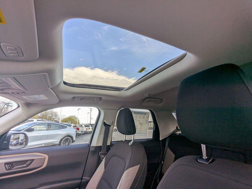 new 2025 Ford Bronco Sport car, priced at $32,665