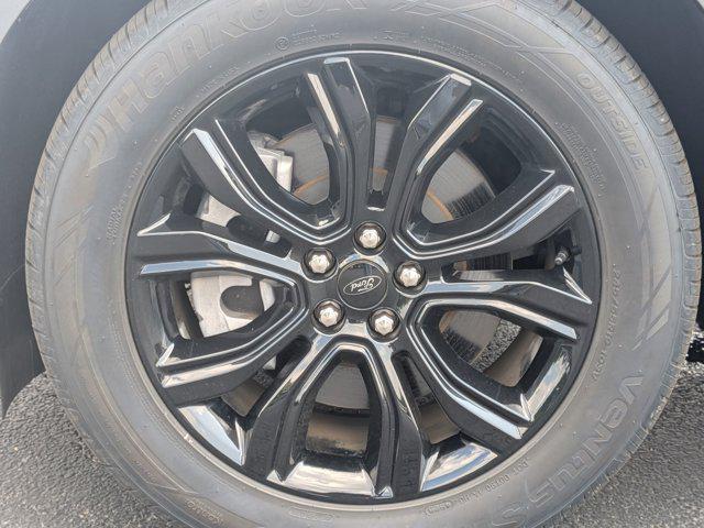 used 2024 Ford Edge car, priced at $32,995