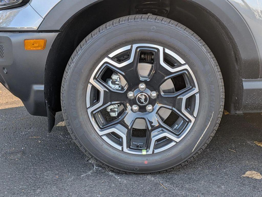 new 2025 Ford Bronco Sport car, priced at $38,920
