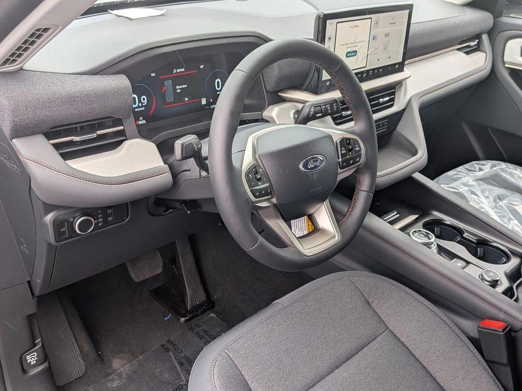 new 2025 Ford Explorer car, priced at $40,940