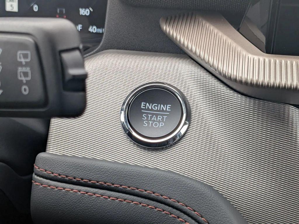 new 2025 Ford Explorer car, priced at $40,940