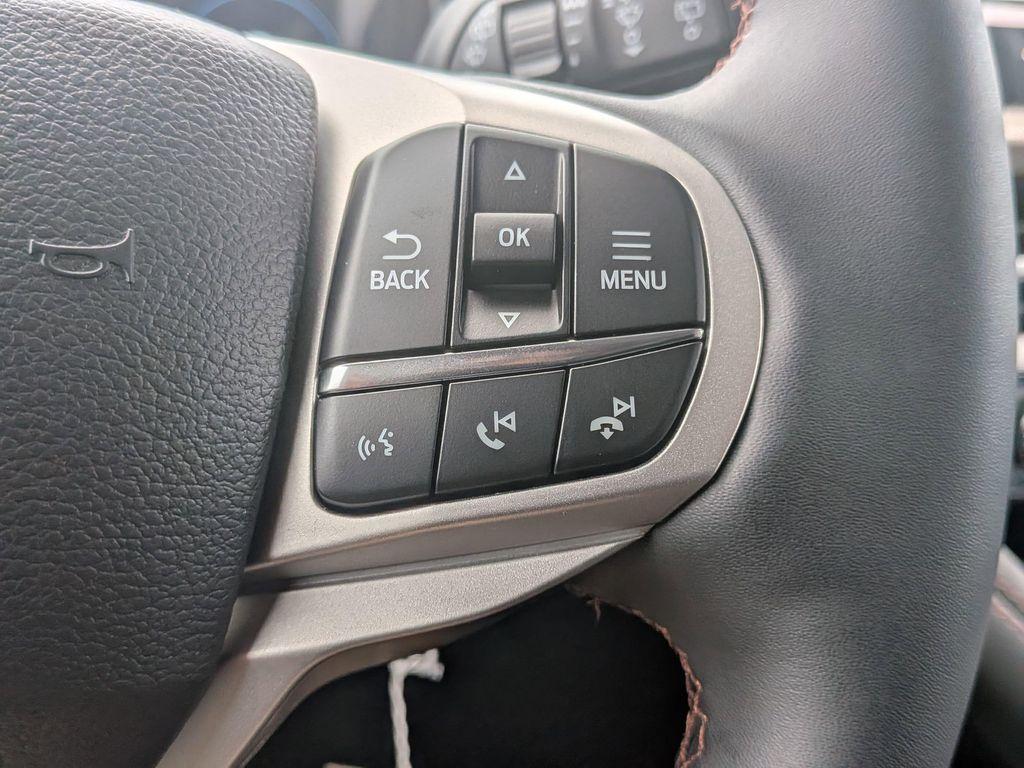 new 2025 Ford Explorer car, priced at $40,940