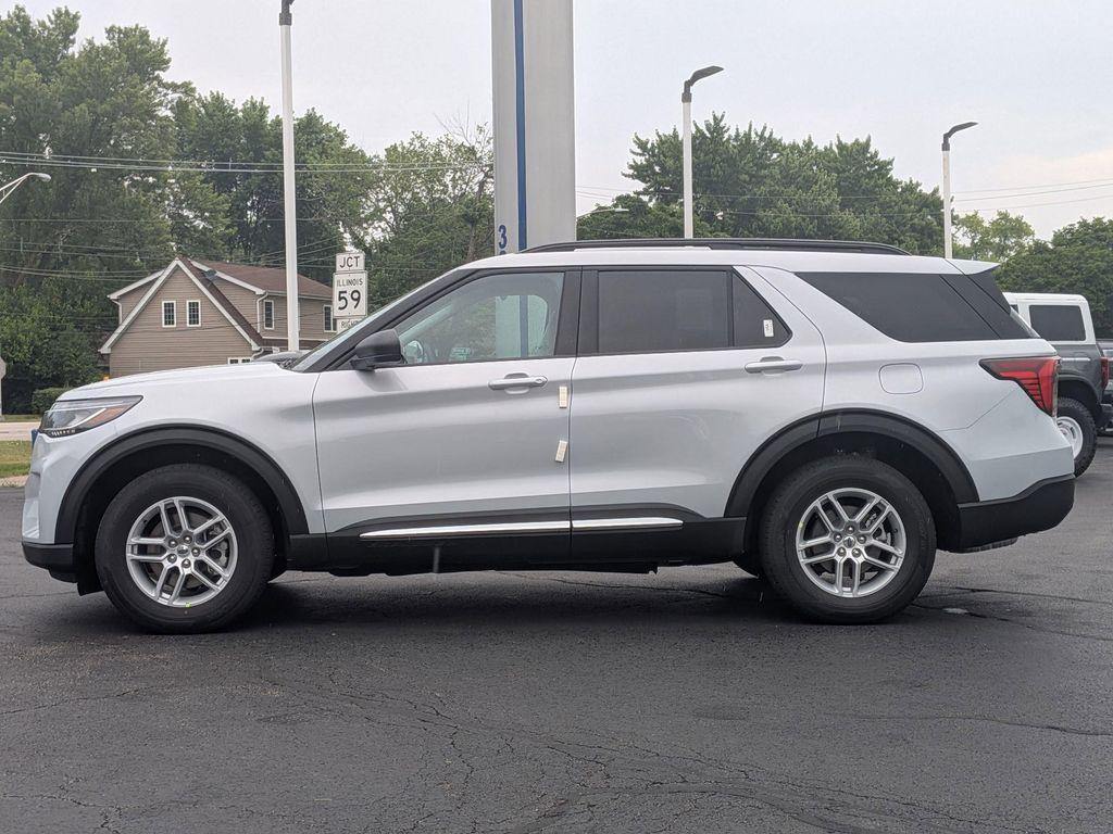 new 2025 Ford Explorer car, priced at $40,940