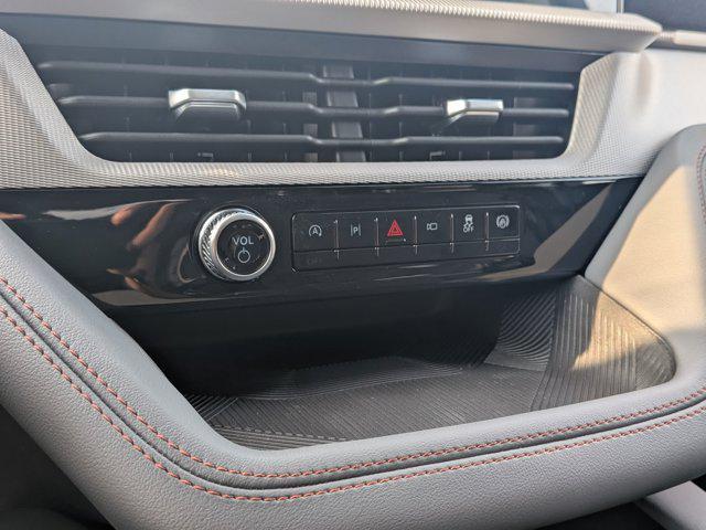 new 2025 Ford Explorer car, priced at $43,052