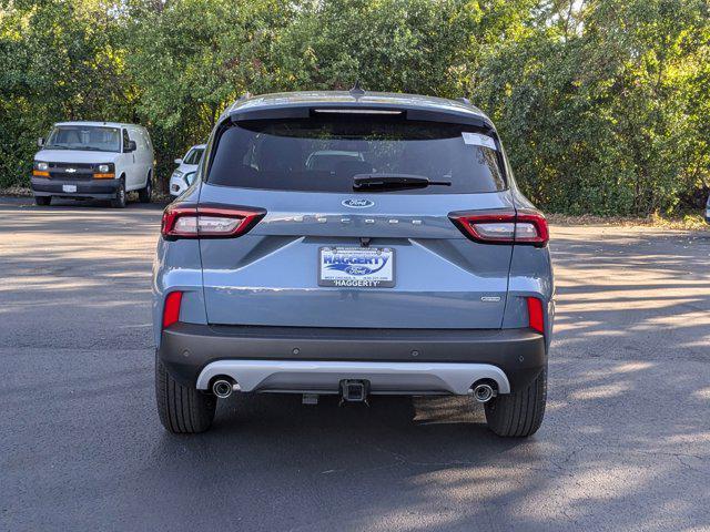 new 2025 Ford Escape car, priced at $45,256