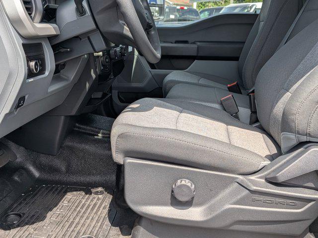 new 2025 Ford F-250 car, priced at $67,398