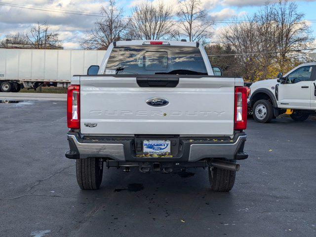 new 2024 Ford F-250 car, priced at $58,720