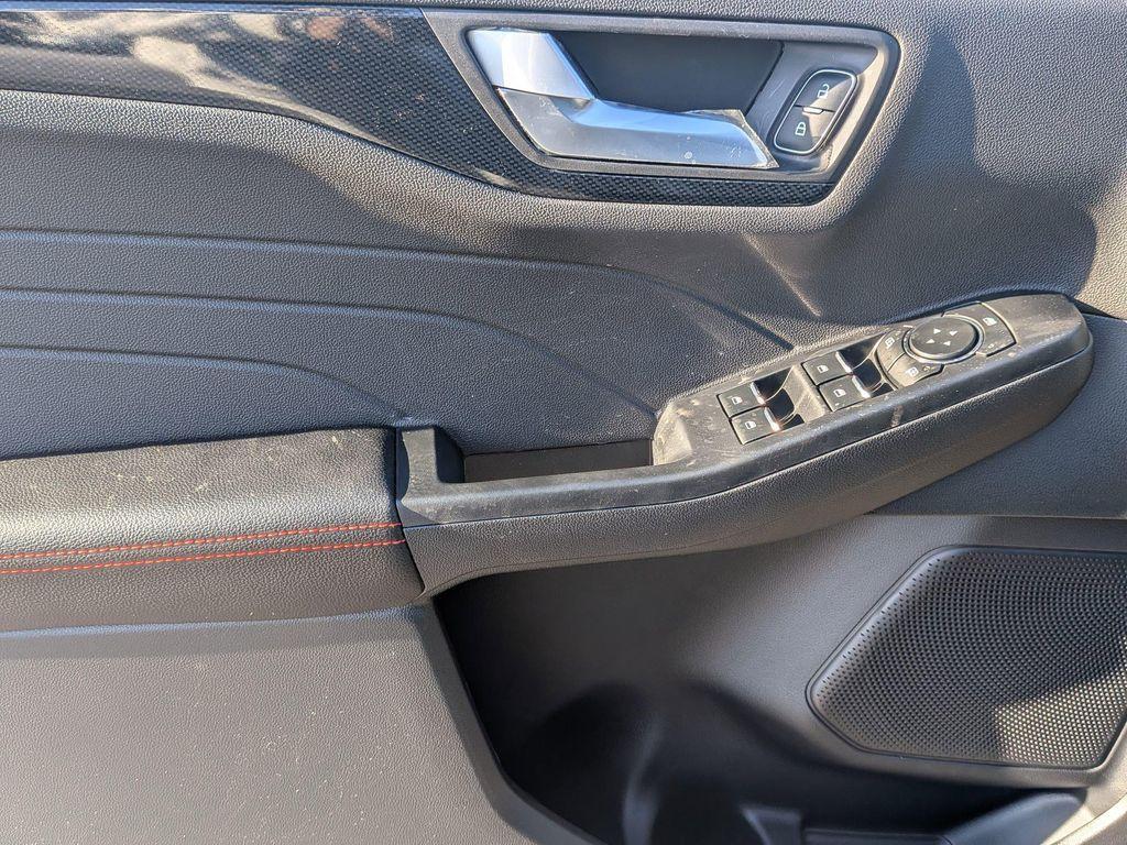 new 2026 Ford Escape car, priced at $35,268