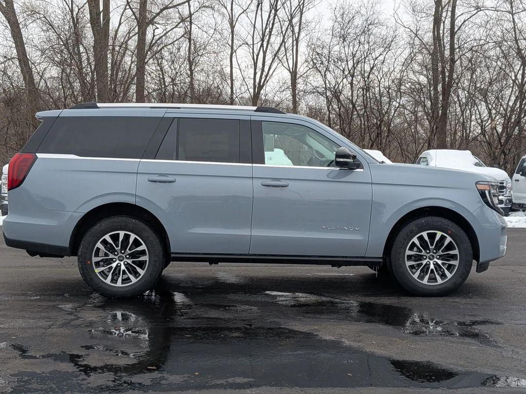 new 2025 Ford Expedition car, priced at $77,094