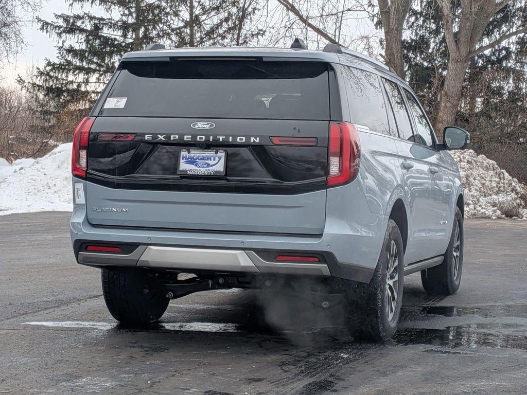 new 2025 Ford Expedition car, priced at $77,094