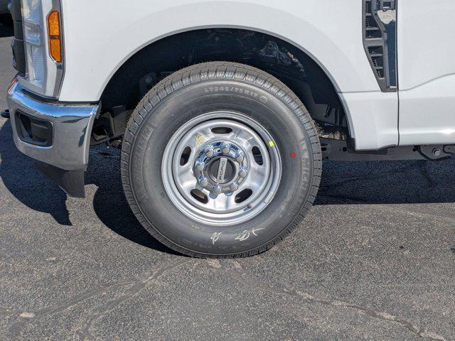 new 2025 Ford F-250 car, priced at $47,720